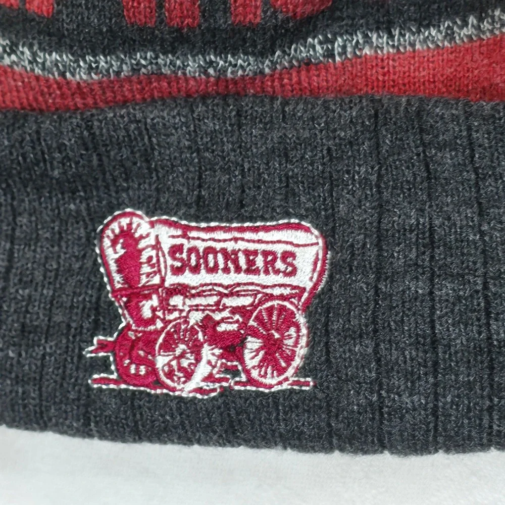 Top of the World Oklahoma Sooners Beanie Hat Knit Pom Cuffed Red Grey NWT
